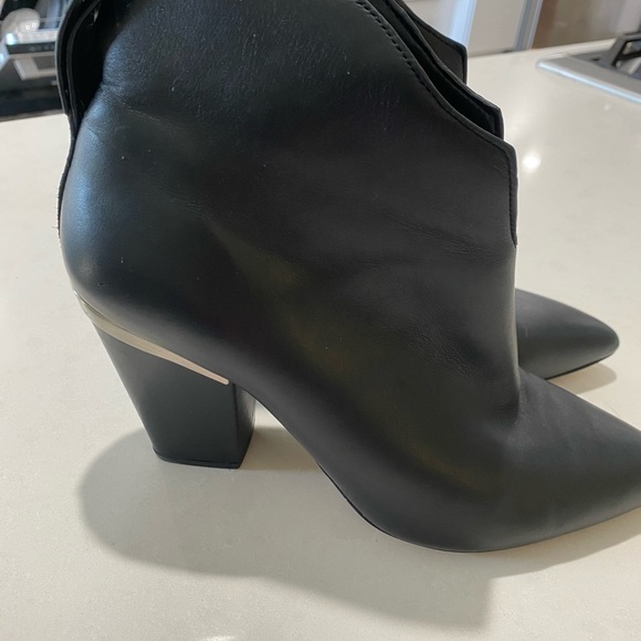 1. State Corben Leather Bootie - Picture 11 of 11